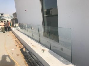 Glass handrail dubai