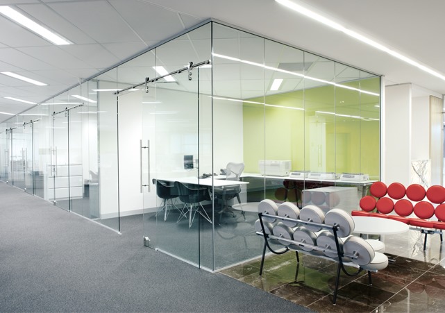 glass partition works in abu dhabi